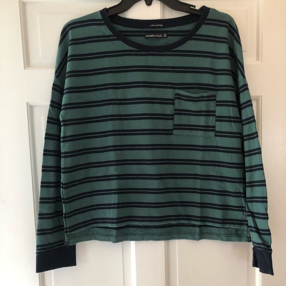 Abercrombie & Fitch Long Sleeve Pocket T